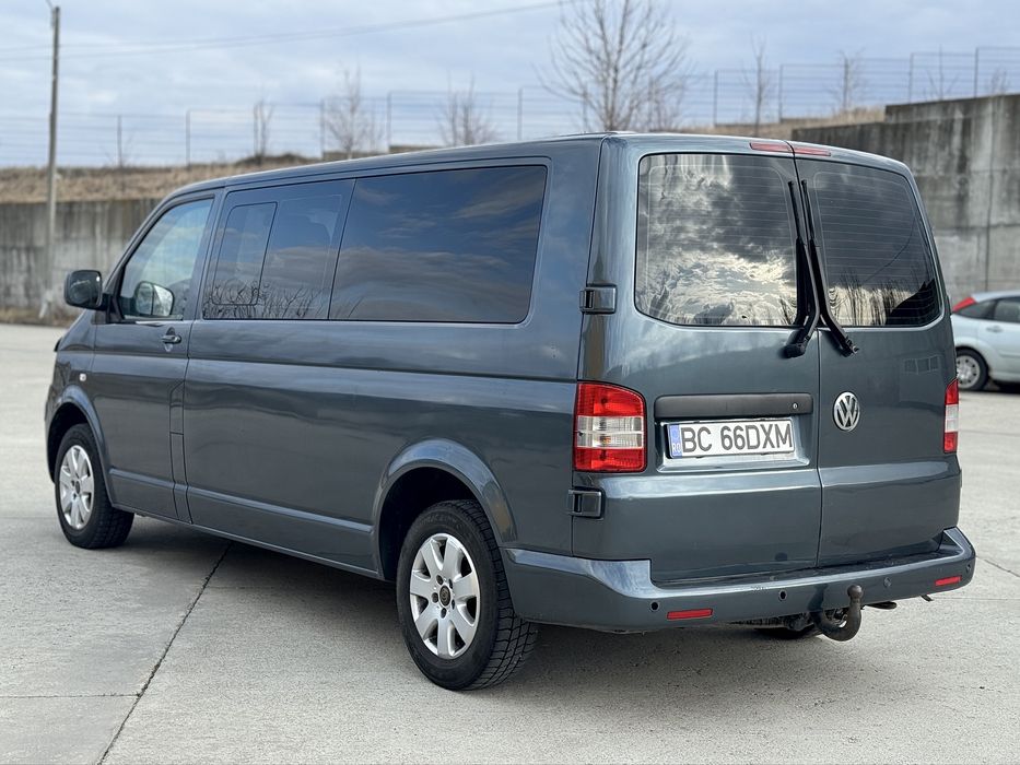 VW Transporter T5 Lung Autoutilitara 2008 - 2.5TDI 131cp