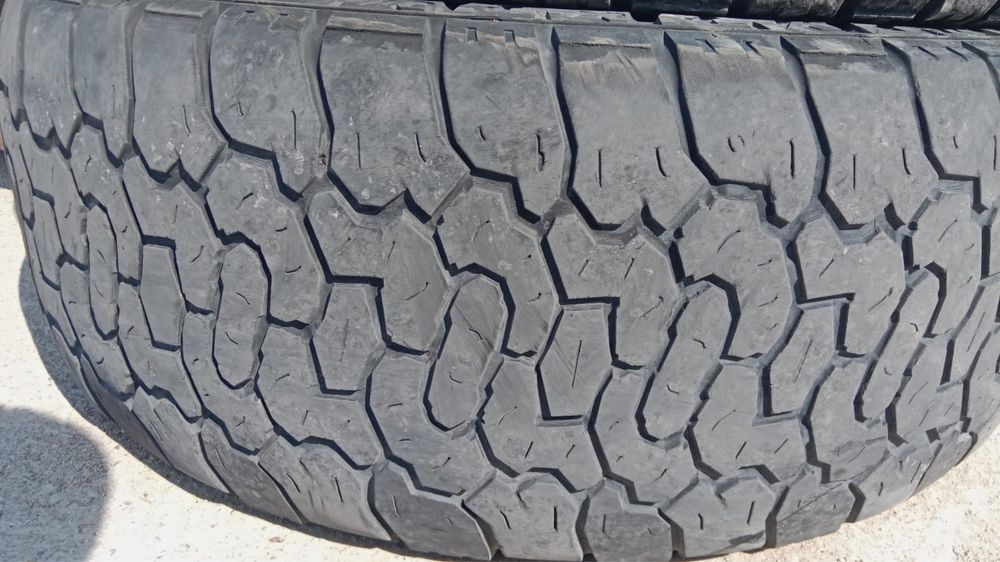 Шины 265/65R18 (4шт)