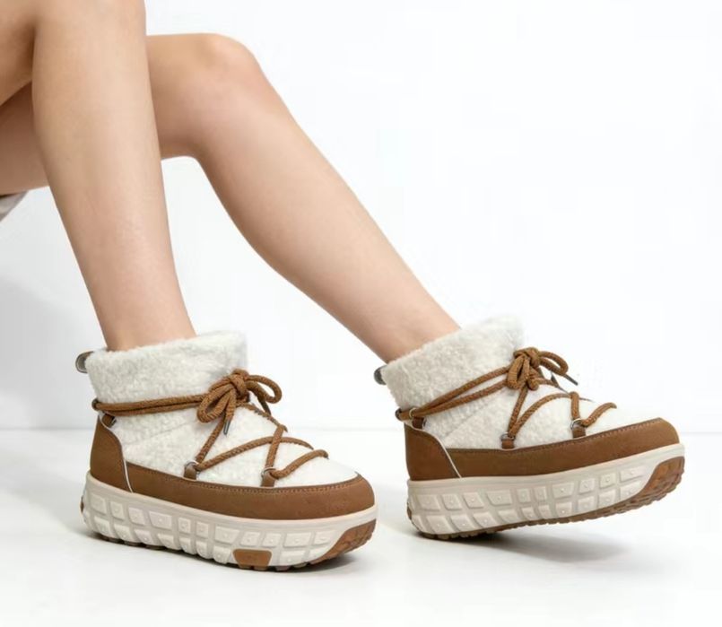 Продам  угги на платформе.