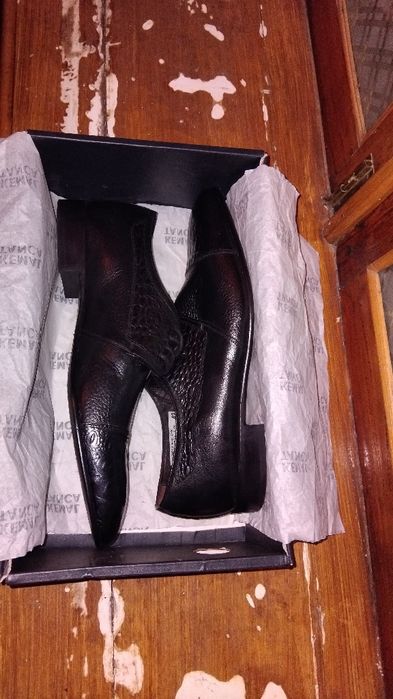 Абсолютно новые мужские турецкие туфли Kemal Tanca.  Размер  42.