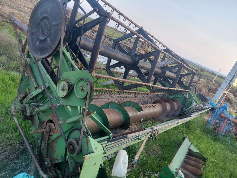 Combina john deere 1075