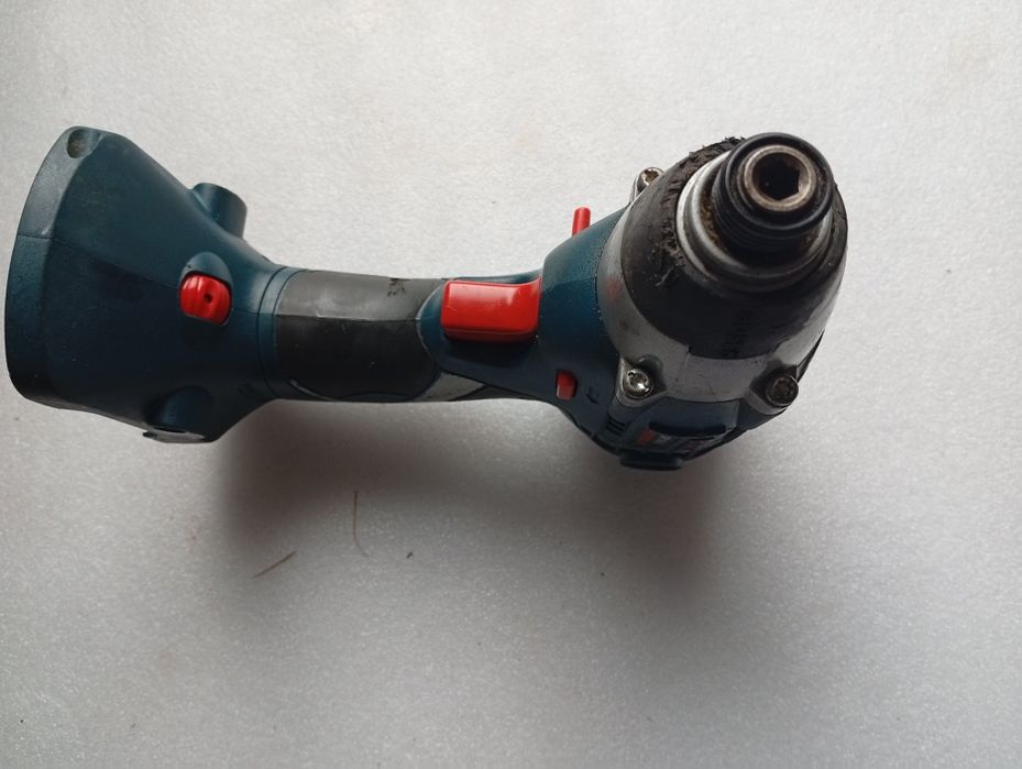 Corp Bosch 14.4 v cu impact