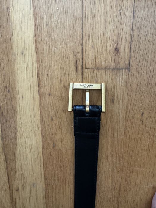 Черен колан ysl