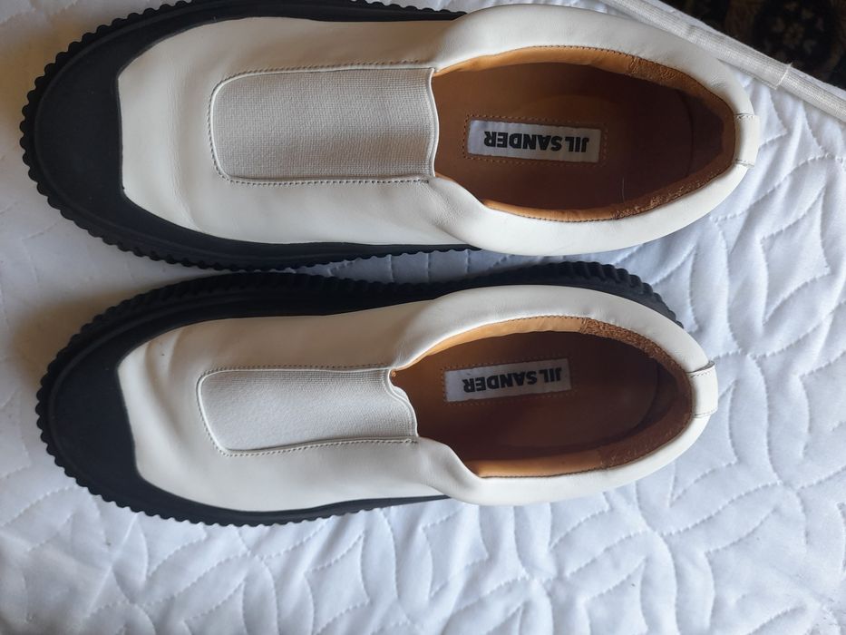 Женская обувь. 2 вида