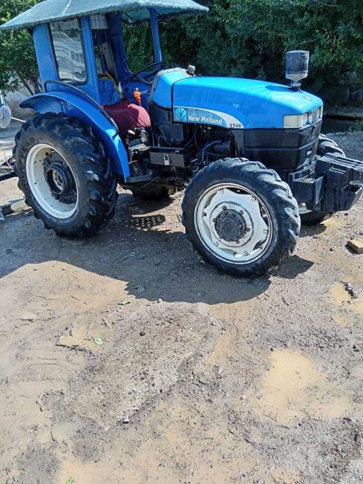 Nev holland TT 40 Mini traktor sotiladi narxi 13.000$ Chust Namangan
