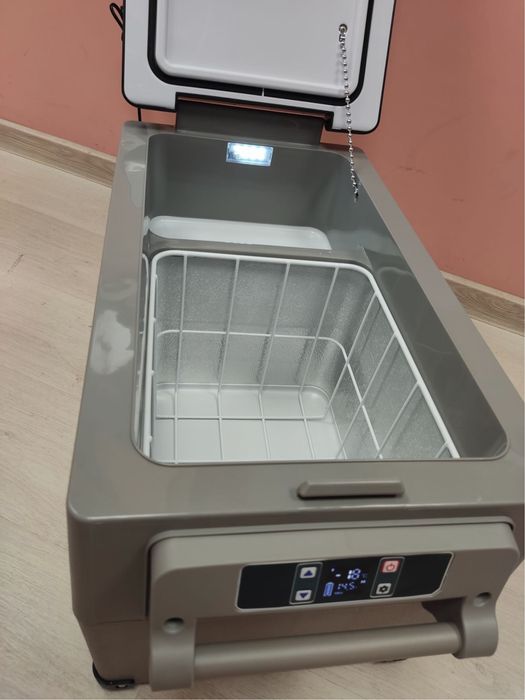 Мобилен хладилник/фризер 35L Bluetooth -20°C компресорен за кола/камион/къмпинг/риболов, 12/24V + 220V, чисто нов VEVOR