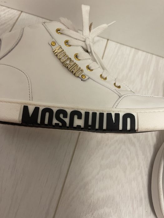 Pantofi Moschino originali, full piele