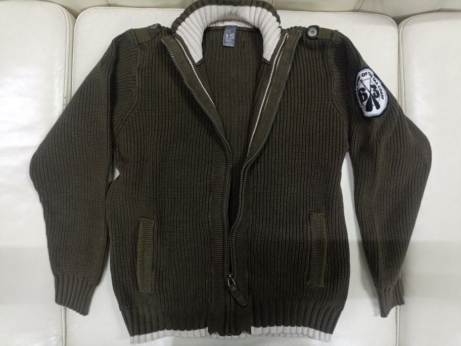 Кофты Zara(6-7)(9-10), джемперы Zara(9-10)