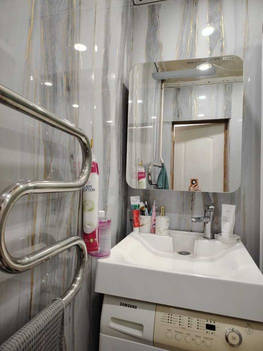 Продам 3-комн квартиру, центр