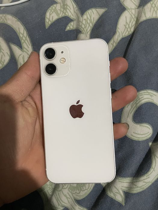 Iphone 12 ideal holatda
