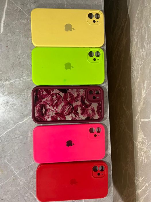 Продам iPhone 11