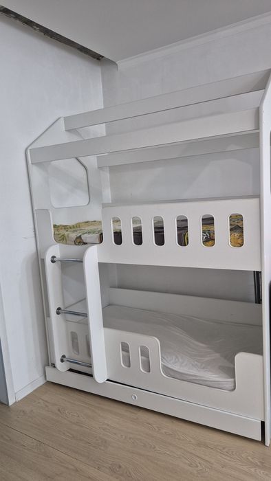 Двухьярусная кровать 160×80. СРОЧНО