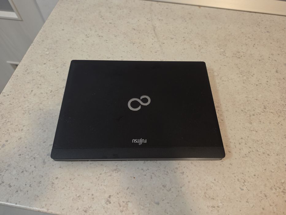 Laptop Fujitsu Lifebook P702 i5  12.1 inch