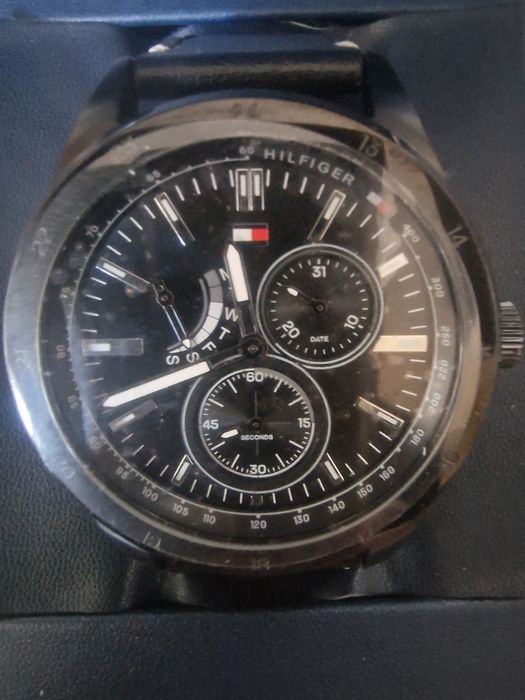 Часы мужские наручные