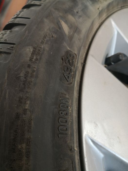 205 50 17 цола гуми като нови Bridgestone dot 23