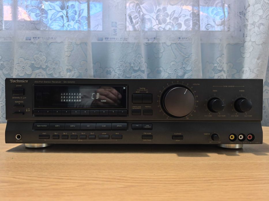 Amplificator,amplituner,statie,putere TECHNICS-sunet HI-FI,video out