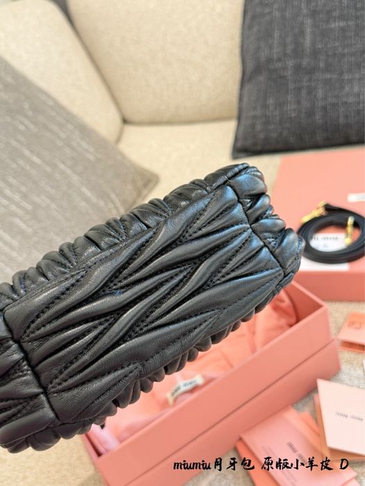 Geanta Miu Miu piele naturala pe comanda