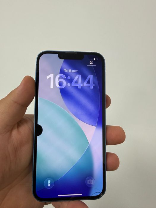 Iphone 13,синего цвета