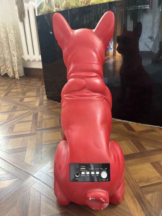 Колонка большая собака