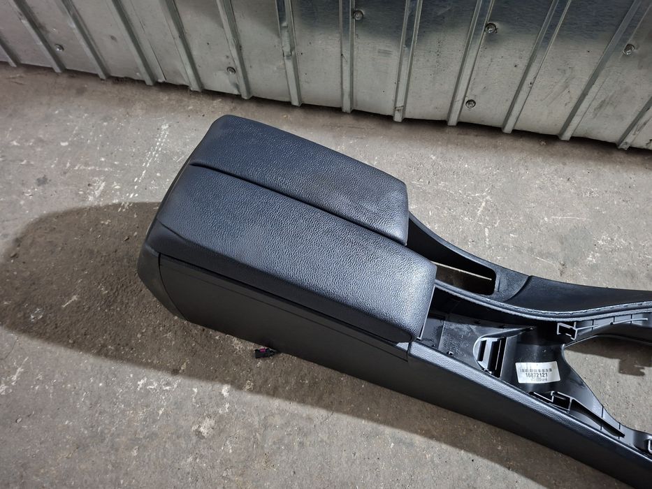 Cotiera consola centrala dubla rabatabila BMW E90 E91 E92 E93