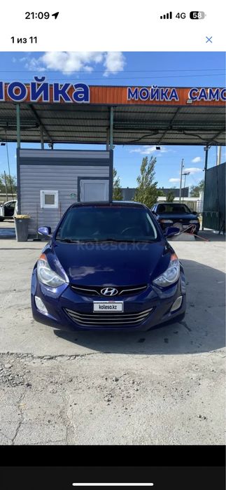 Hyundai  Elantra 2011