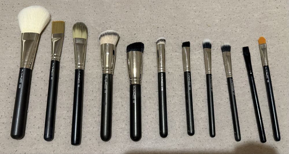 Професионални четки за грим - MAC, Sigma, Shiseido, Morphe, и други.