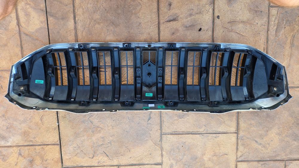 Grilă radiator Suzuki Scross SX4