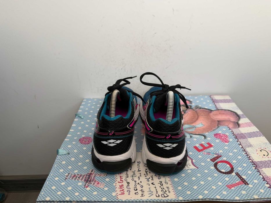Asics GT-1000 4''оригинални маратонки 38 номер