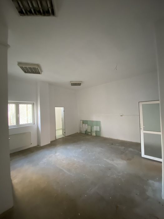 Spațiu comercial de închiriat Vasile Aaron