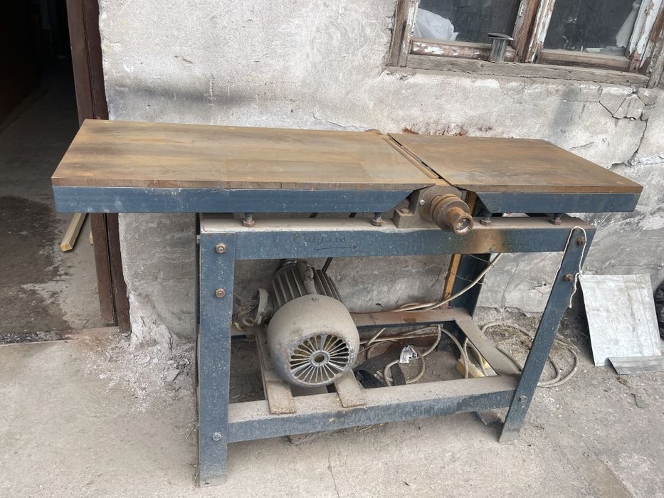 Tahta kesuvchi stanok rasiski