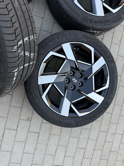 Jante Hyundai Santa Fe Ioniq ev6 Kia originale 255 45 20 continantal vara 2020