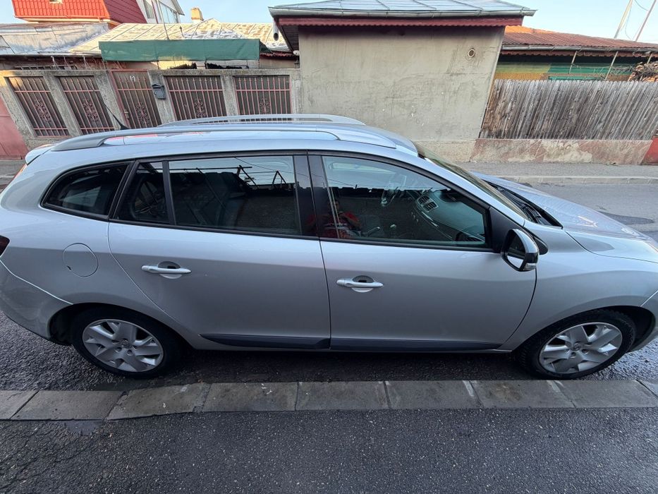 RENAULT Megane 2011 — imagine 2