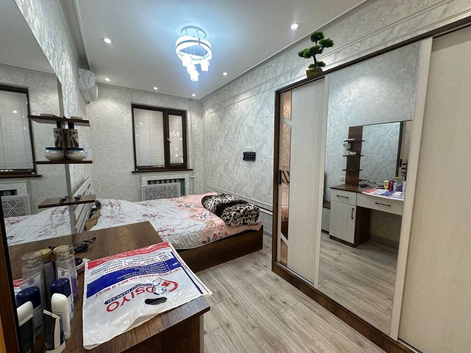 Продается Двухкомнатная Квартира Яшнабадский район ориентир Дворец Ав.