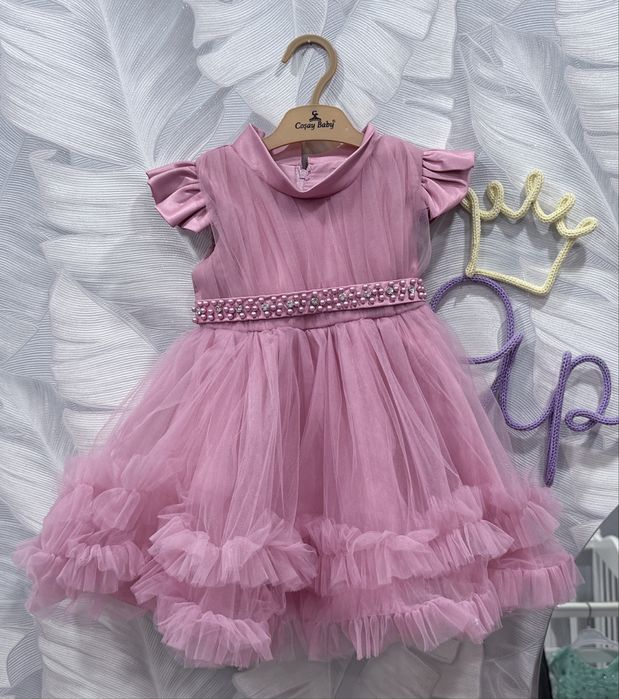 Платье на девочку