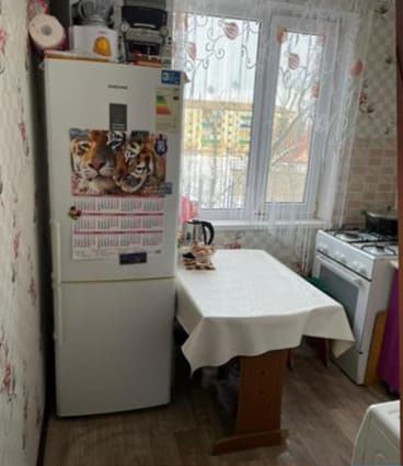 Срочно!!! ТОРГ!!! 2 комн 4 этаж