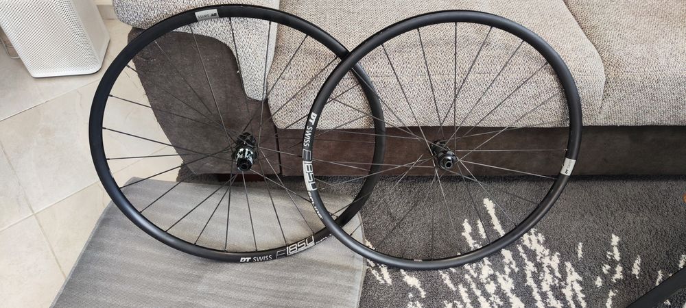 Капли DT swiss E1850 spline 28"