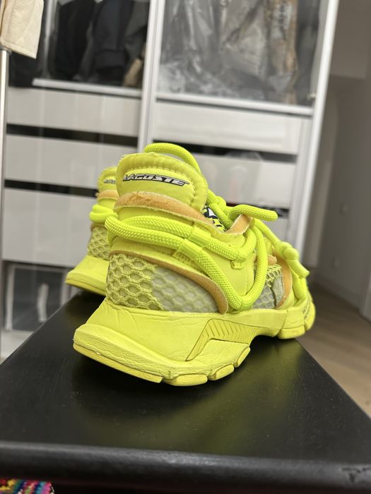 Продам кроссовки Lacoste