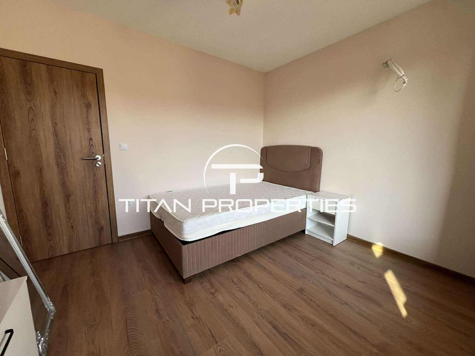 Дава се под наем Тристаен апартамент в Варна, Център - 104 кв.м за 1380 € - Снимка #12