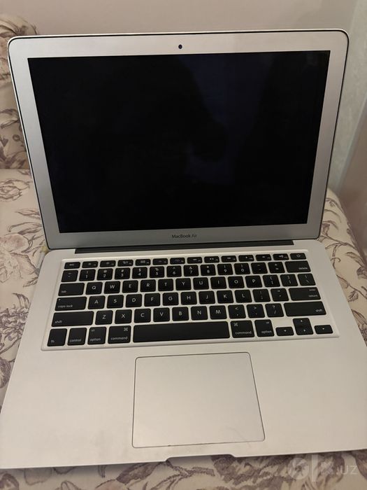 Macbook 2011 яхши холатда