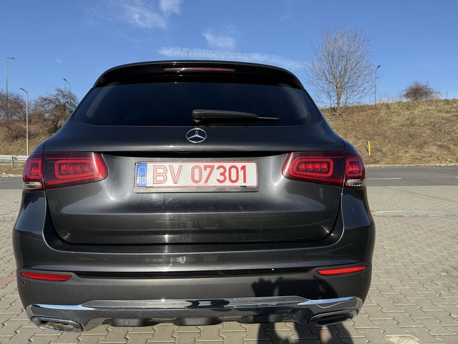 Vand Mercedes-Benz GLC (220d),2.0 litri diesel,194 cp,an 2020
