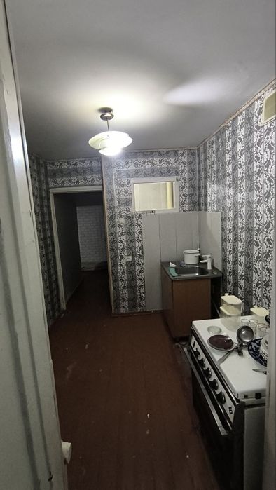 Kvartira sotiladi.Srochna.  Bektemir rayoni zaksi orqasida