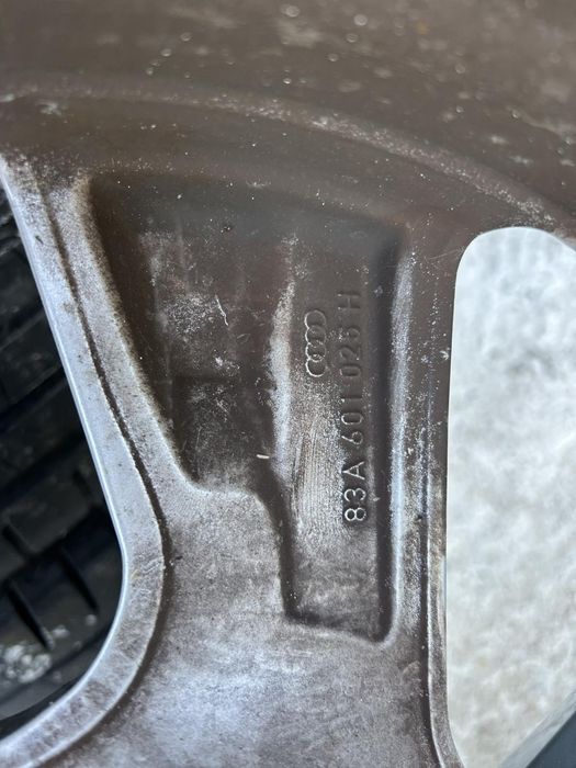 Оригинални джанти с гуми за Audi / Ауди  Q3 18" 5x112