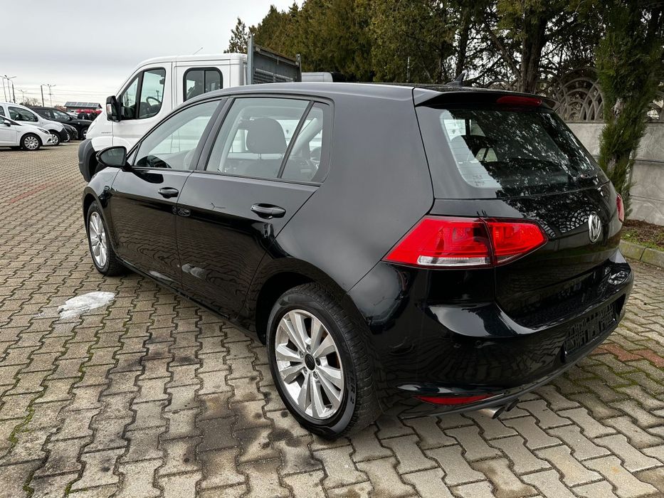 Volkswagen Golf 7 - 2.0 TDI 140Cp Euro 5 - Clima * Senzori * Navi