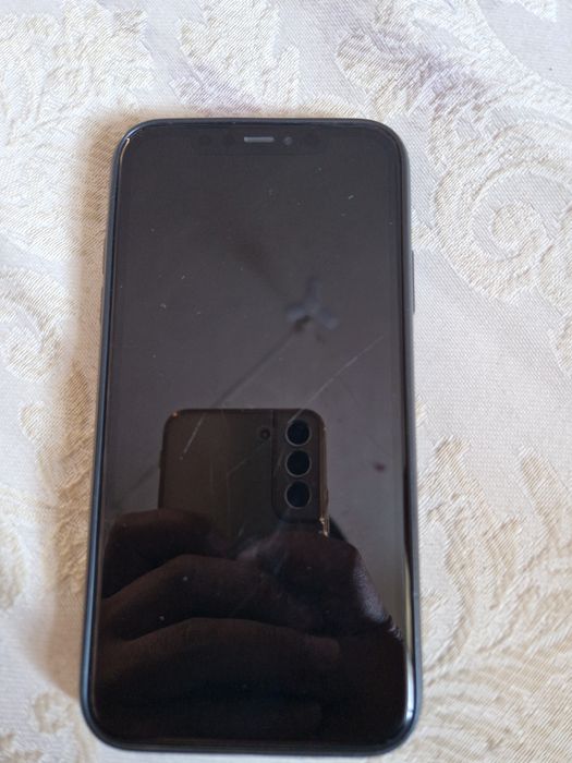 iphone 11. 128 gb Samsung s22 plus