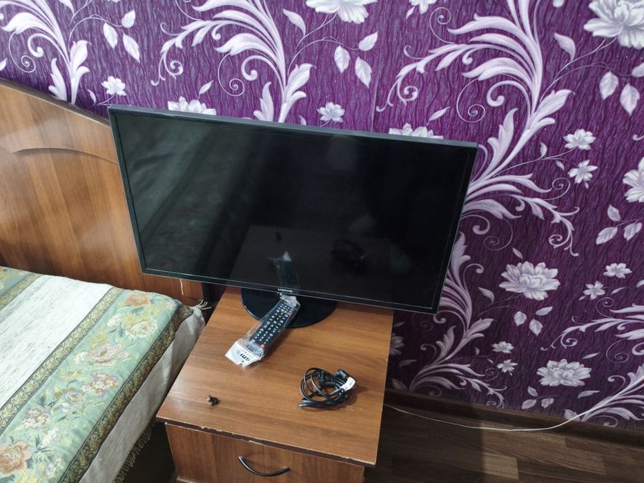 Телевизор Samsung32