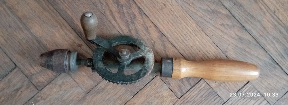 Bormașină manuală mică