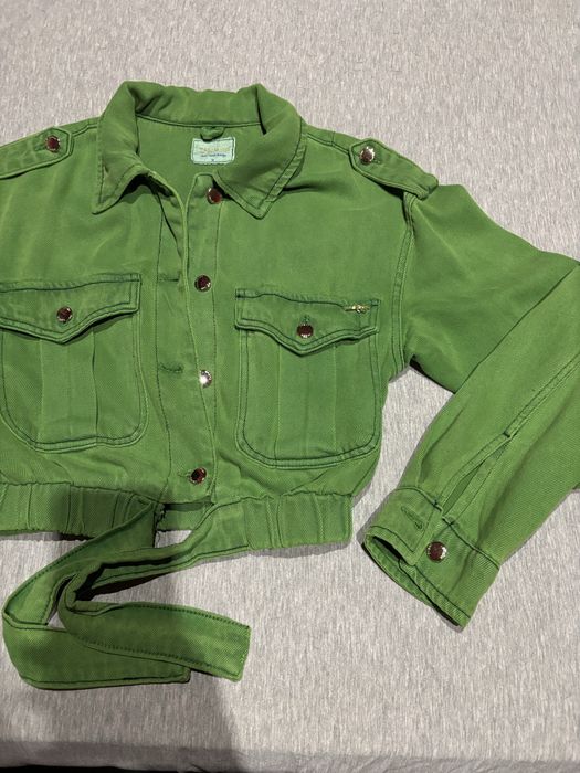 Дамско късо дънково яке