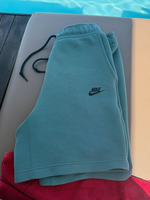 Nike tech fleece