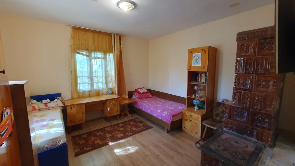 Vând casă în localitatea Giubega, județul Dolj