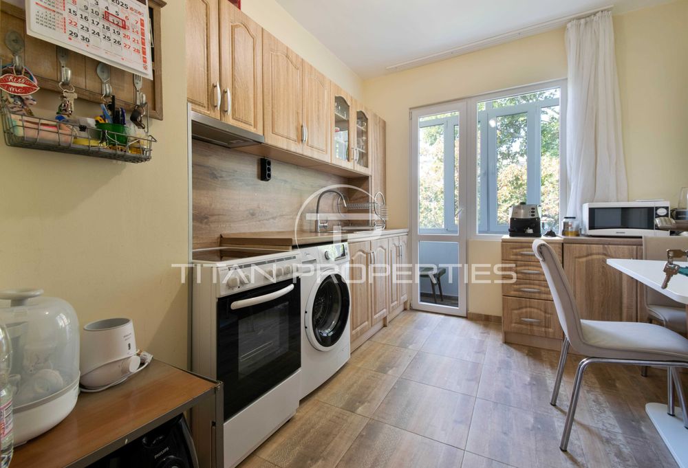 Продава се Тристаен апартамент в Пловдив, Кючук Париж - 84 кв.м за 1727 €/кв.м - Снимка #4